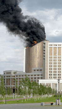Пожар в небоскребе Транспорт Тауэр в Астане